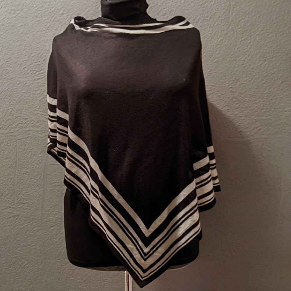 Charlotte Russe Monochrome Striped Poncho
